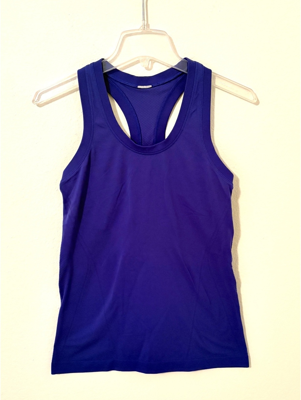 Athleta Momentum Seamless Tank Top Electric Blue Purple Racerback Size Small